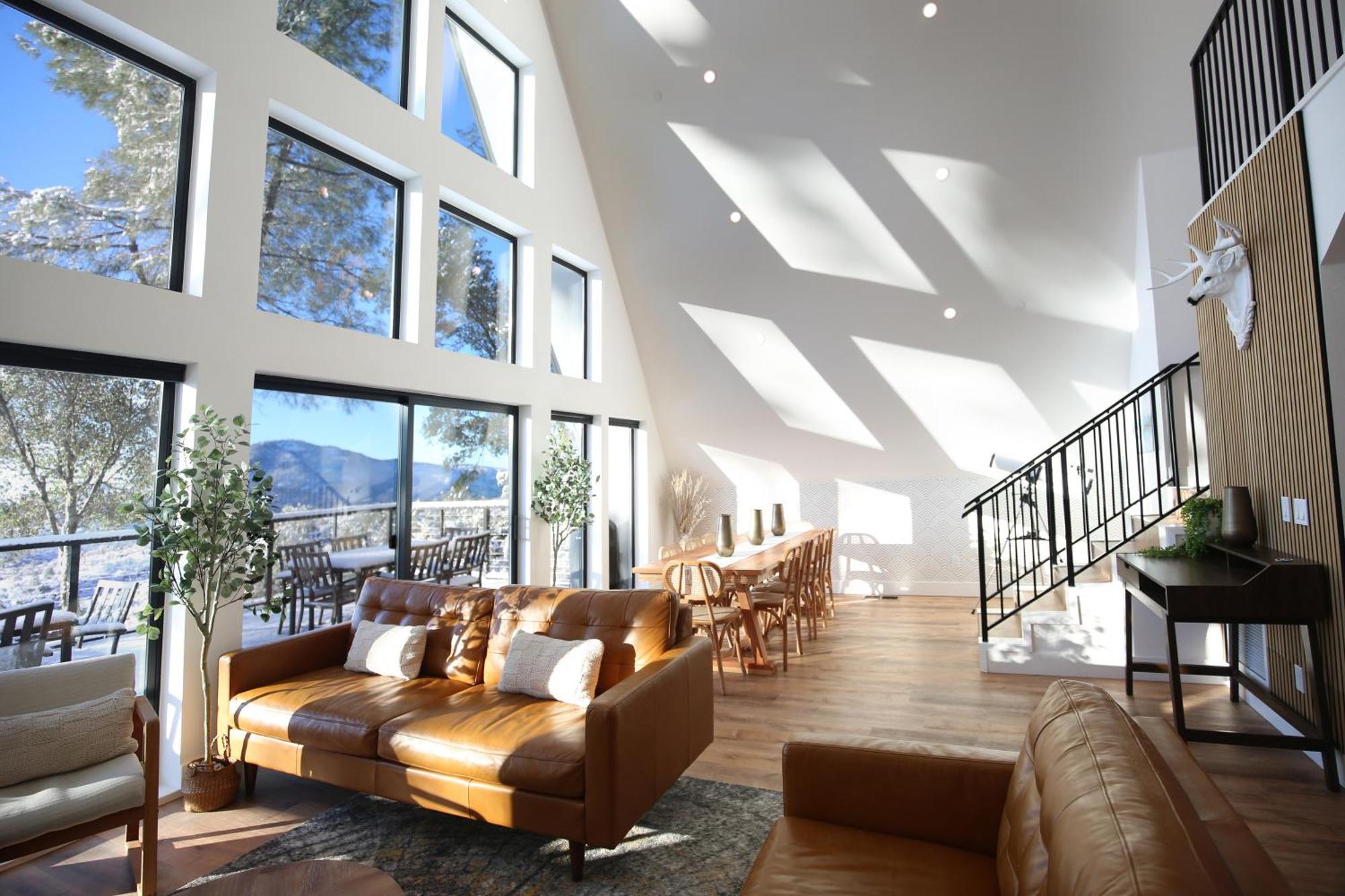 Вилла High End A-Frame - Hot Tub - Awesome Views - Yosemite - Electric Vehicle Friendly - Sleeps 10 Окхерст Экстерьер фото